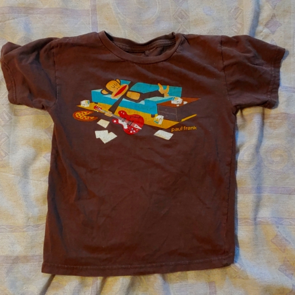 T-shirt